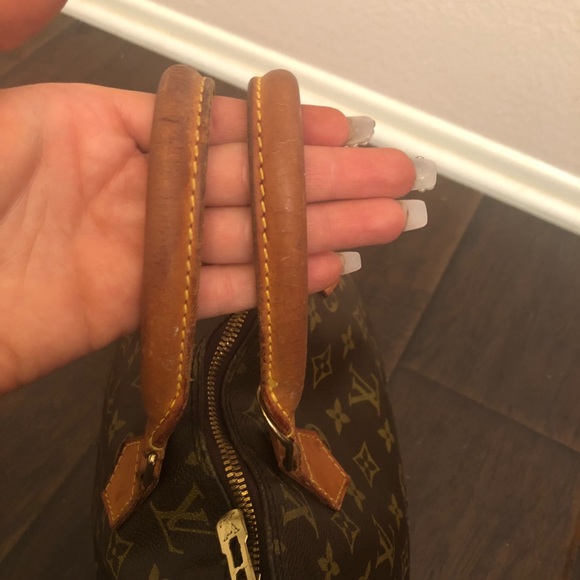 Authentic LV bag - Picture 2 of 4